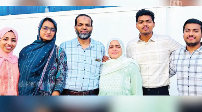 حصول علم کے شائق ایسے بھی ہیں ! 